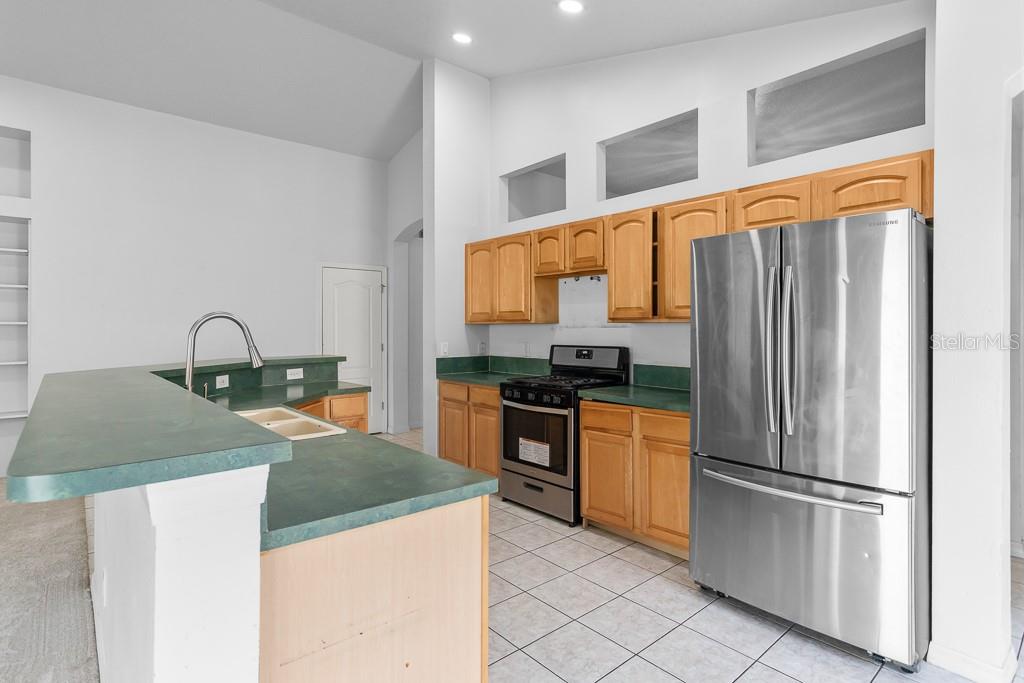 Listing photo id 10 for 12227 Coldstream Lane