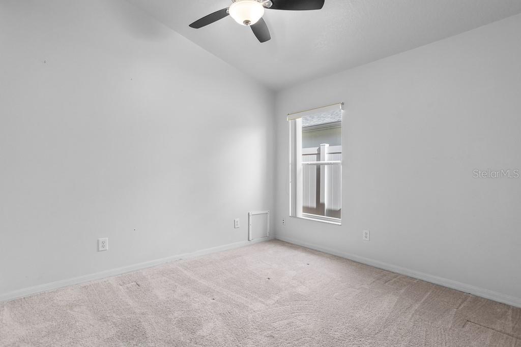 Listing photo id 17 for 12227 Coldstream Lane