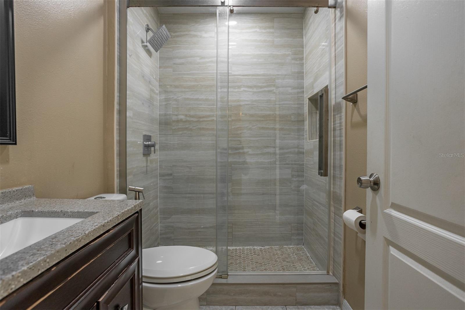 Listing photo id 19 for 12227 Coldstream Lane