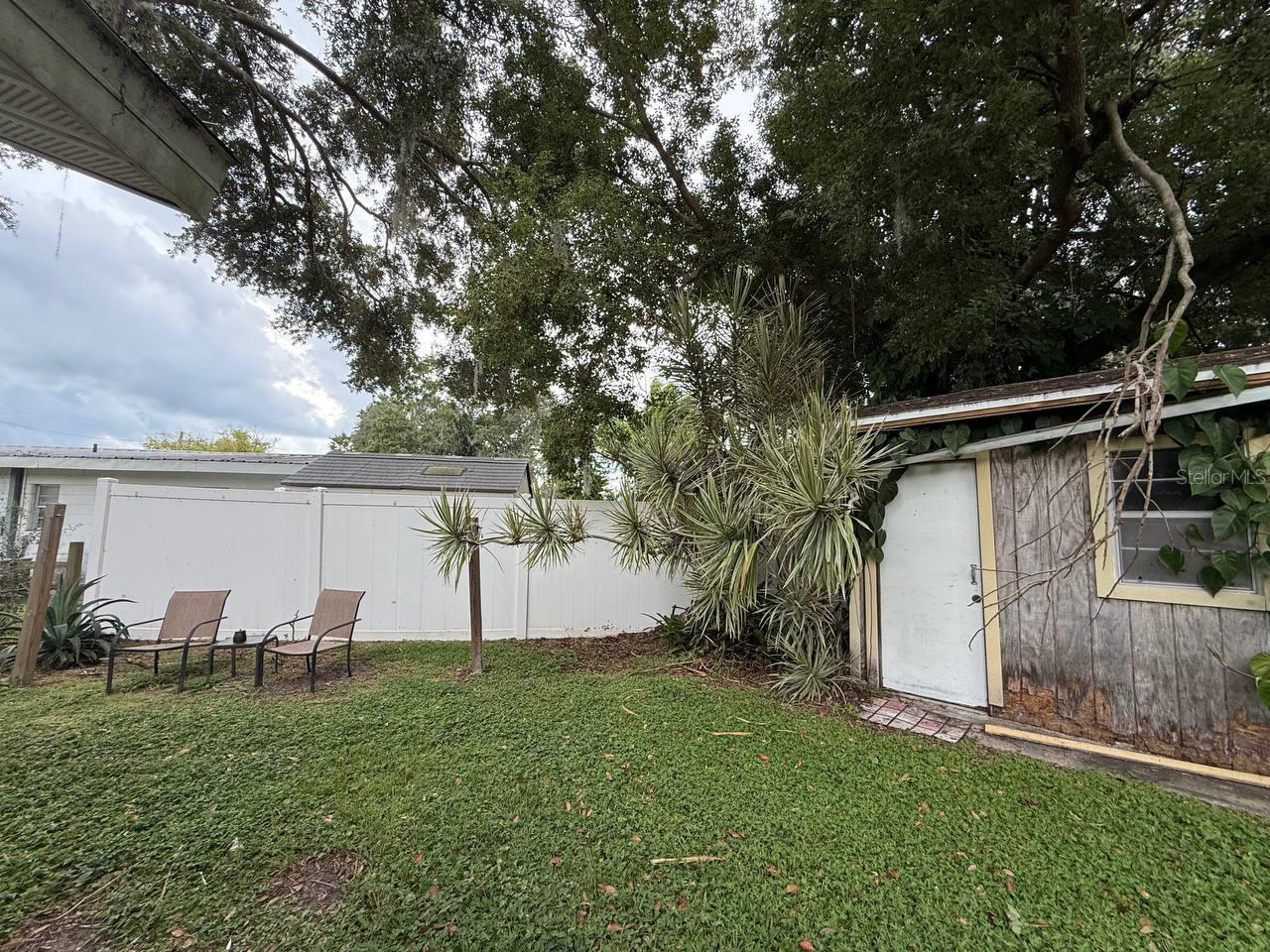 Image 17 of 19 For 10812 Hannaway Drive B