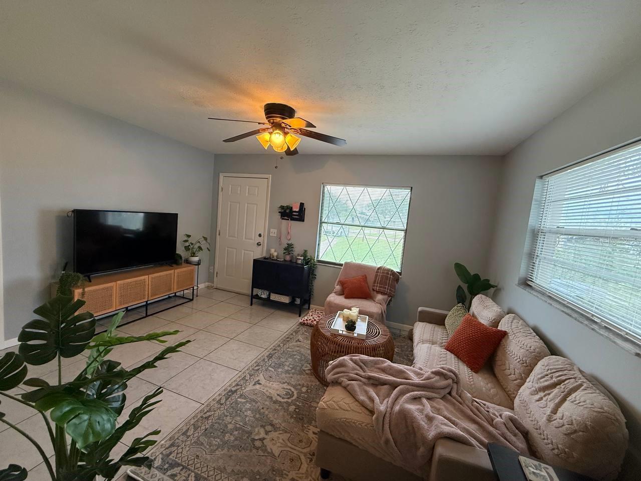 Image 4 of 19 For 10812 Hannaway Drive B