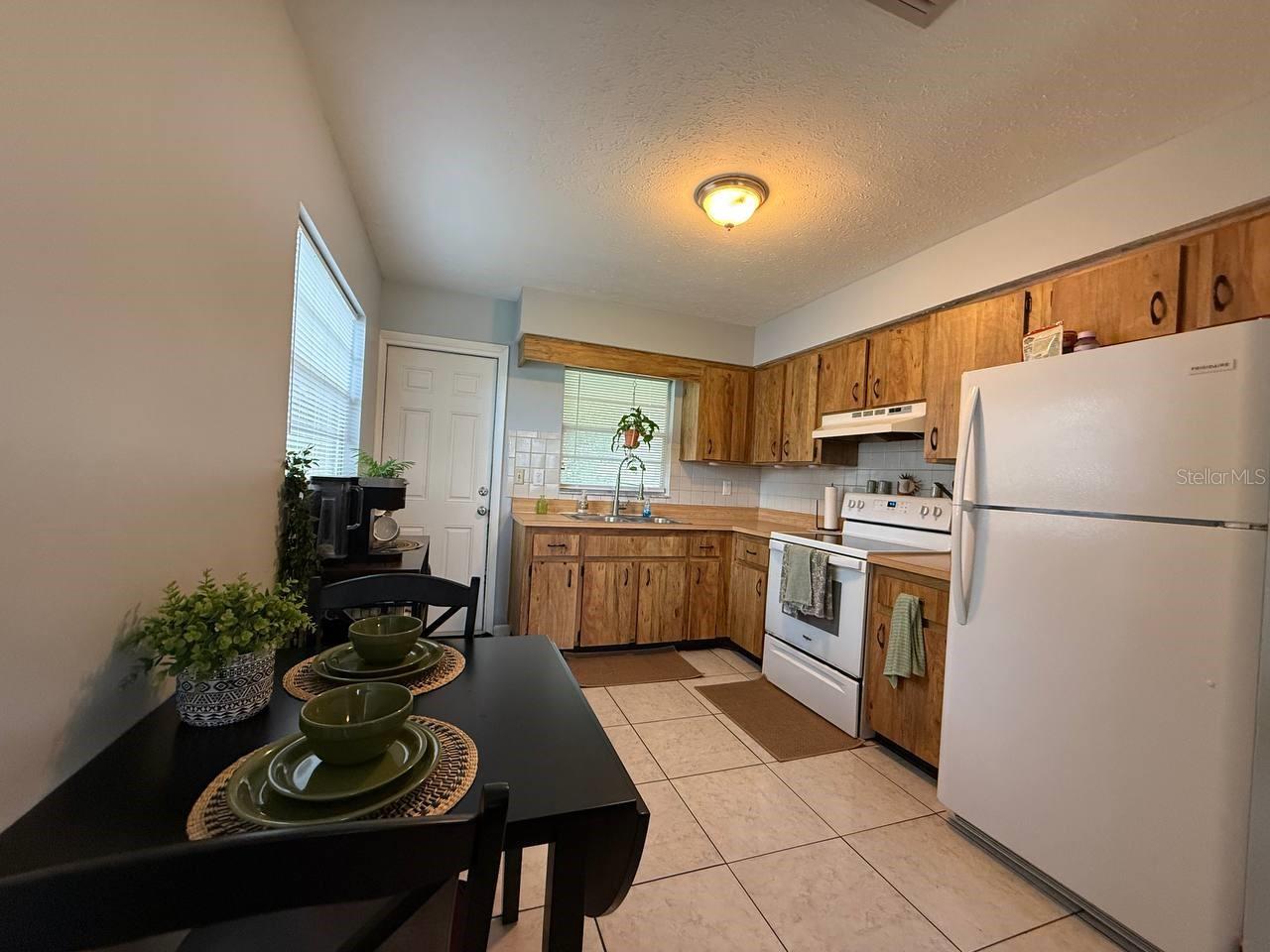 Image 6 of 19 For 10812 Hannaway Drive B