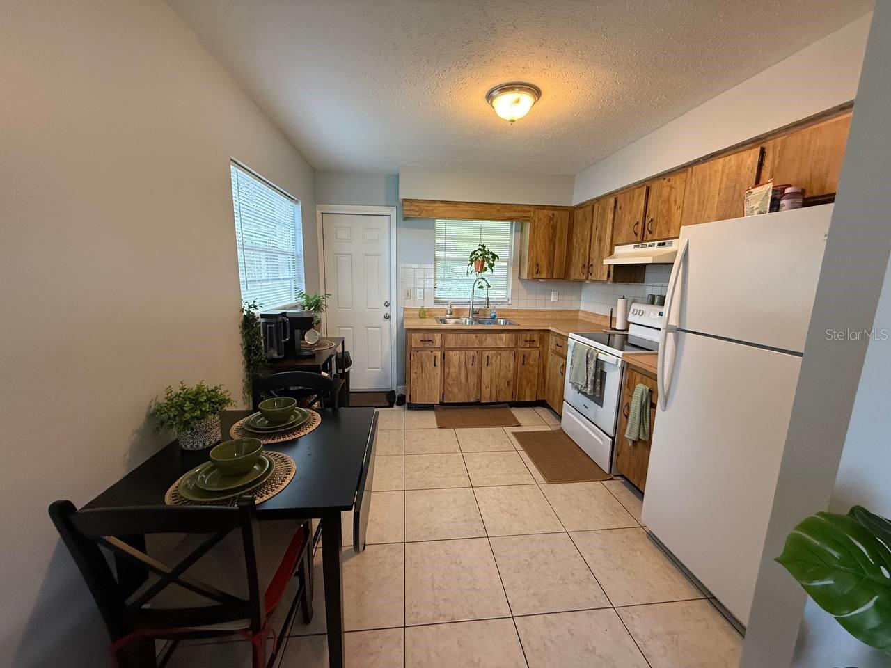 Image 7 of 19 For 10812 Hannaway Drive B
