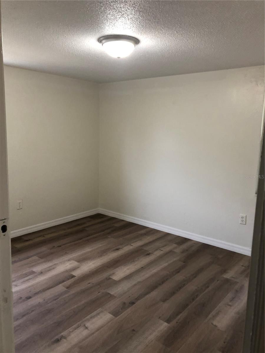 Image 6 of 24 For 5706 30th Avenue