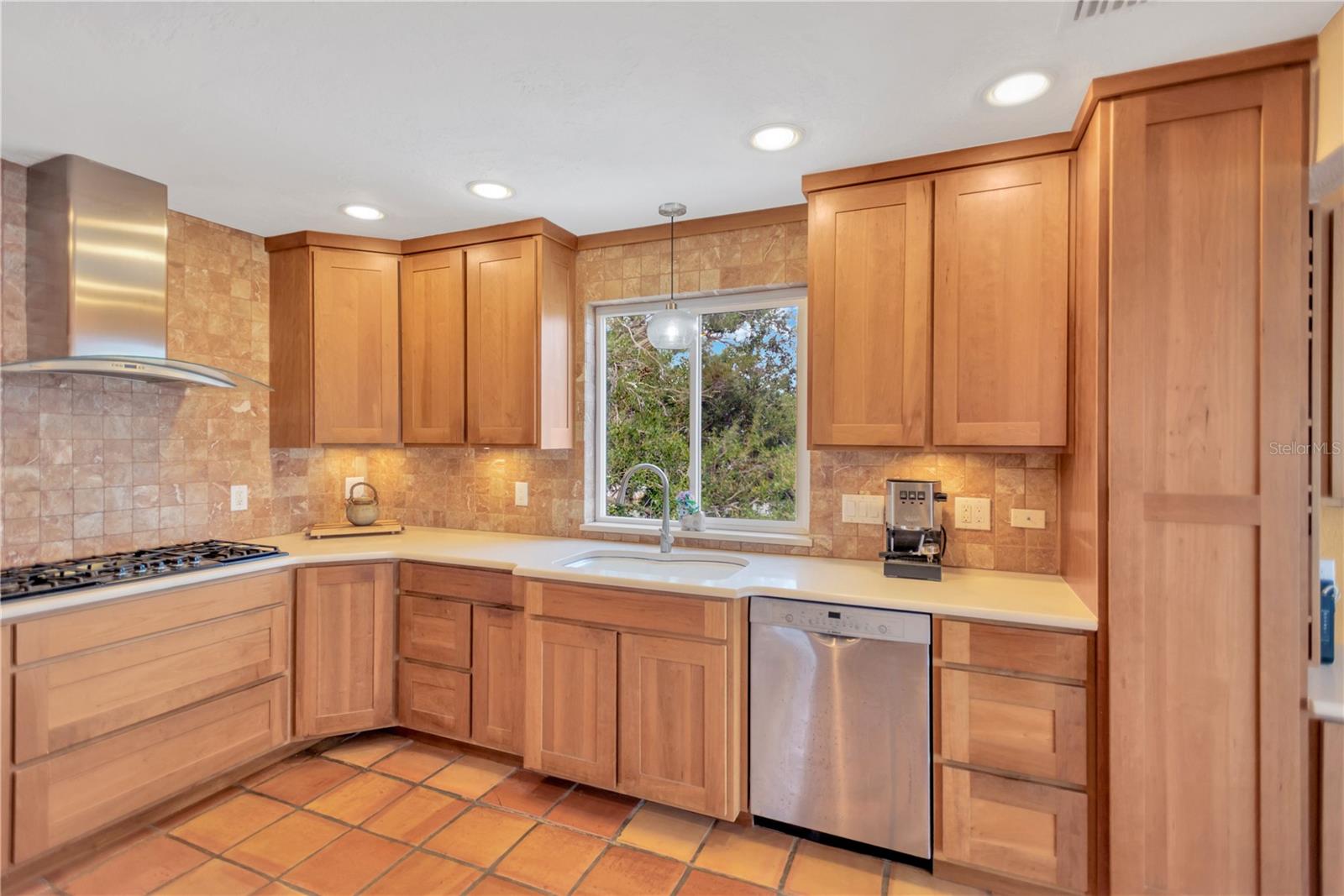 Image 13 of 41 For 3601 Coquina Key Drive Se
