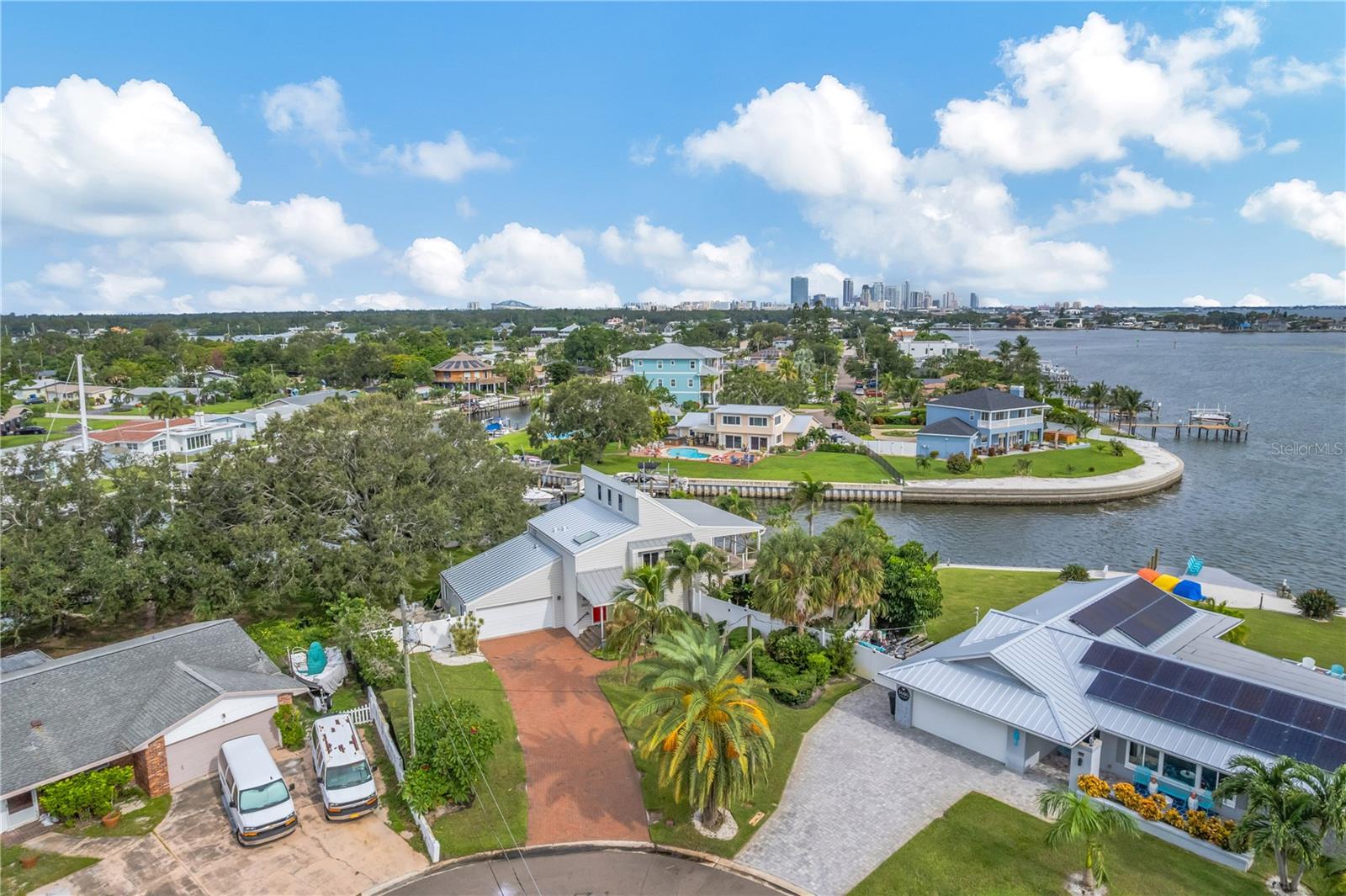 Image 2 of 41 For 3601 Coquina Key Drive Se