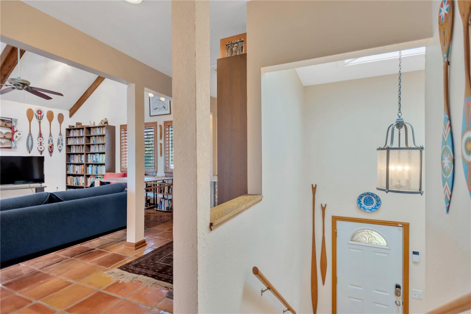 Image 4 of 41 For 3601 Coquina Key Drive Se