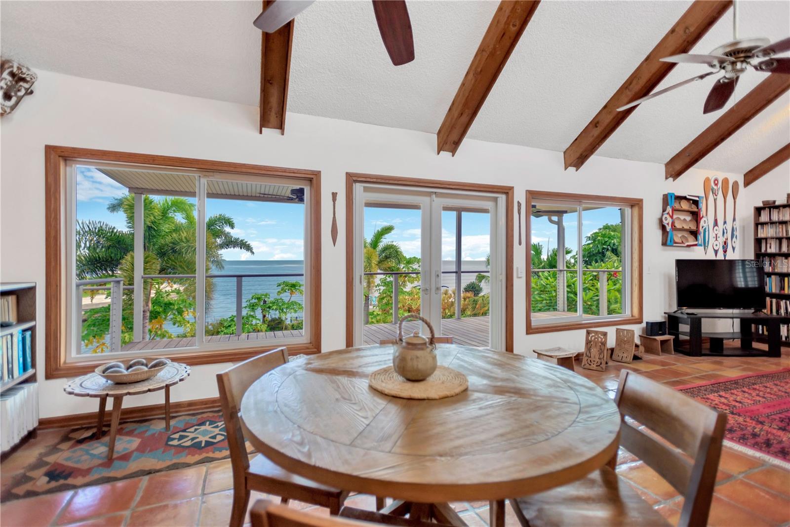 Image 9 of 41 For 3601 Coquina Key Drive Se