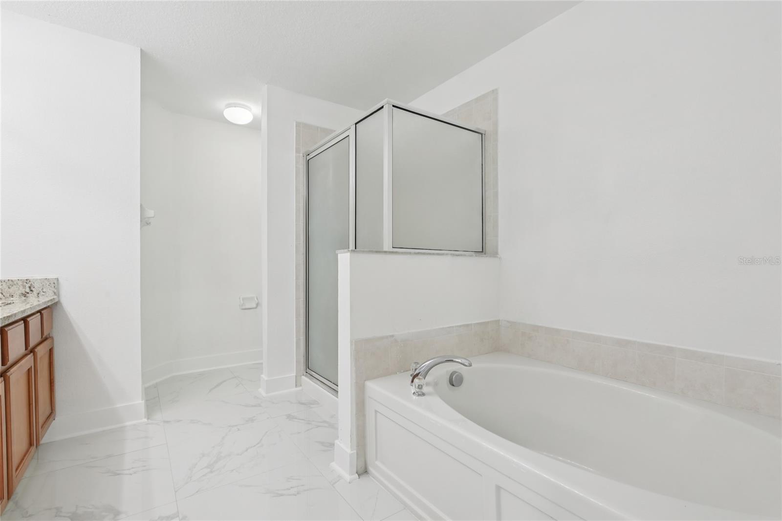 Image 23 of 47 For 9225 Stone River Place