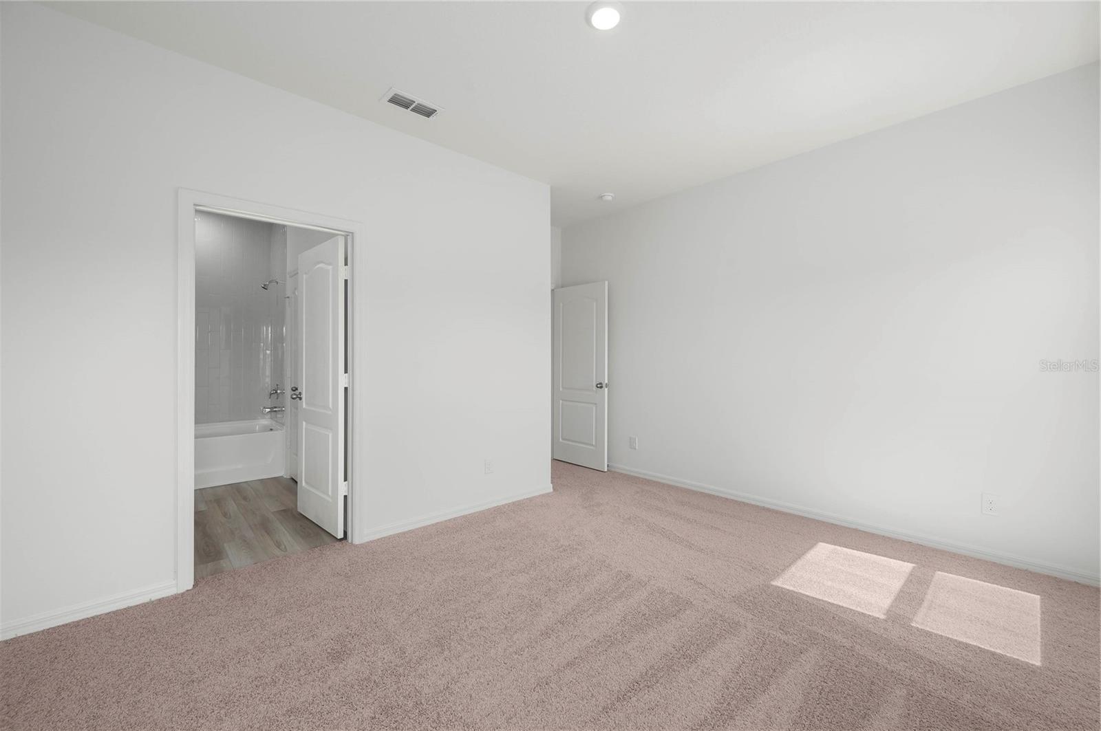 Image 19 of 22 For 3708 Bergamot Street