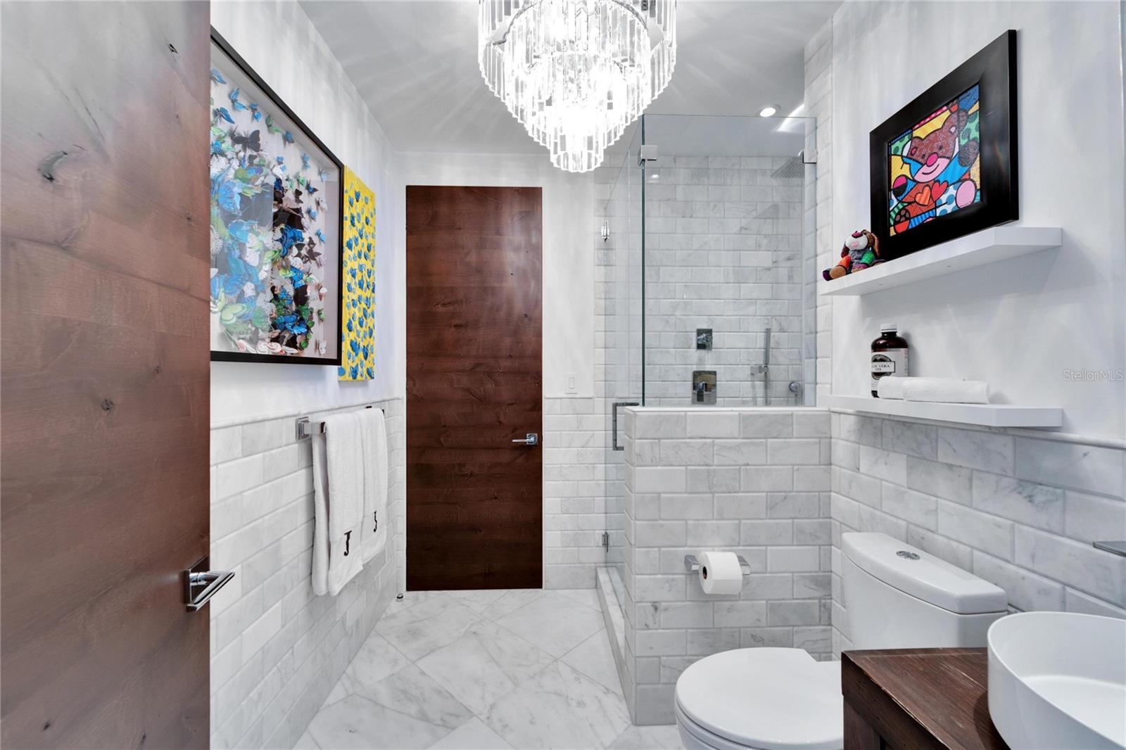 Image 24 of 90 For 226 5th Avenue N 1406
