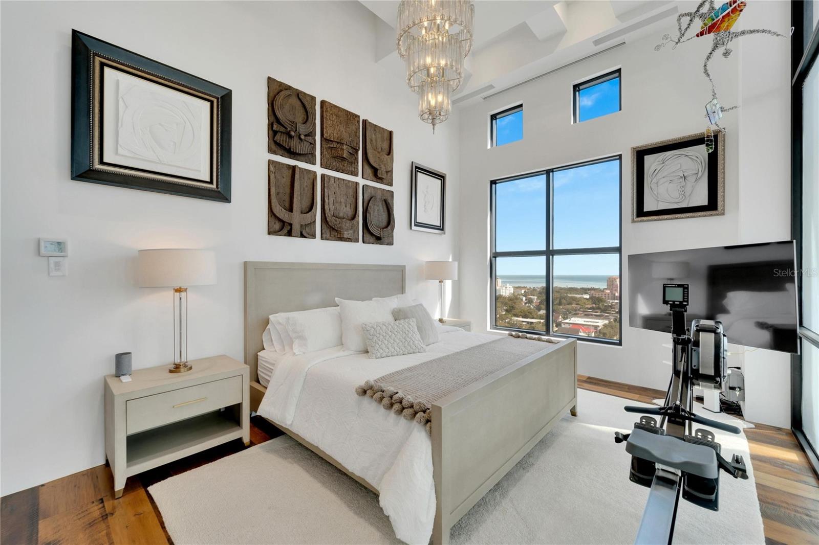 Image 33 of 90 For 226 5th Avenue N 1406