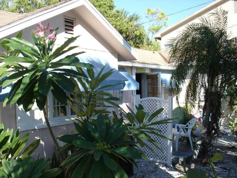 Image 7 of 7 For 628 Mandalay Avenue