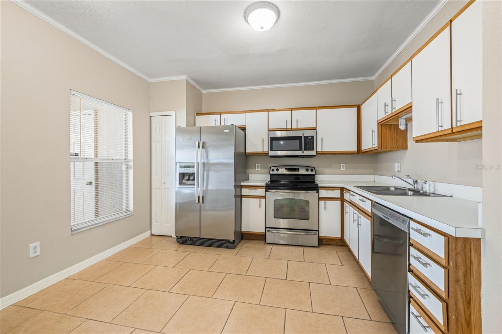 Image 12 of 30 For 30153 Wellesley Way