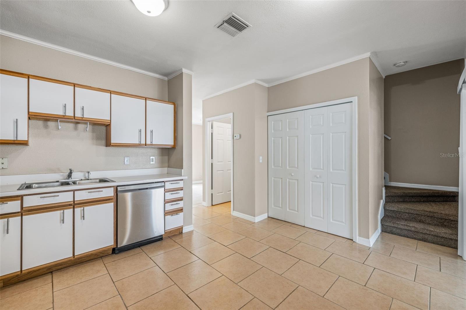 Image 13 of 30 For 30153 Wellesley Way