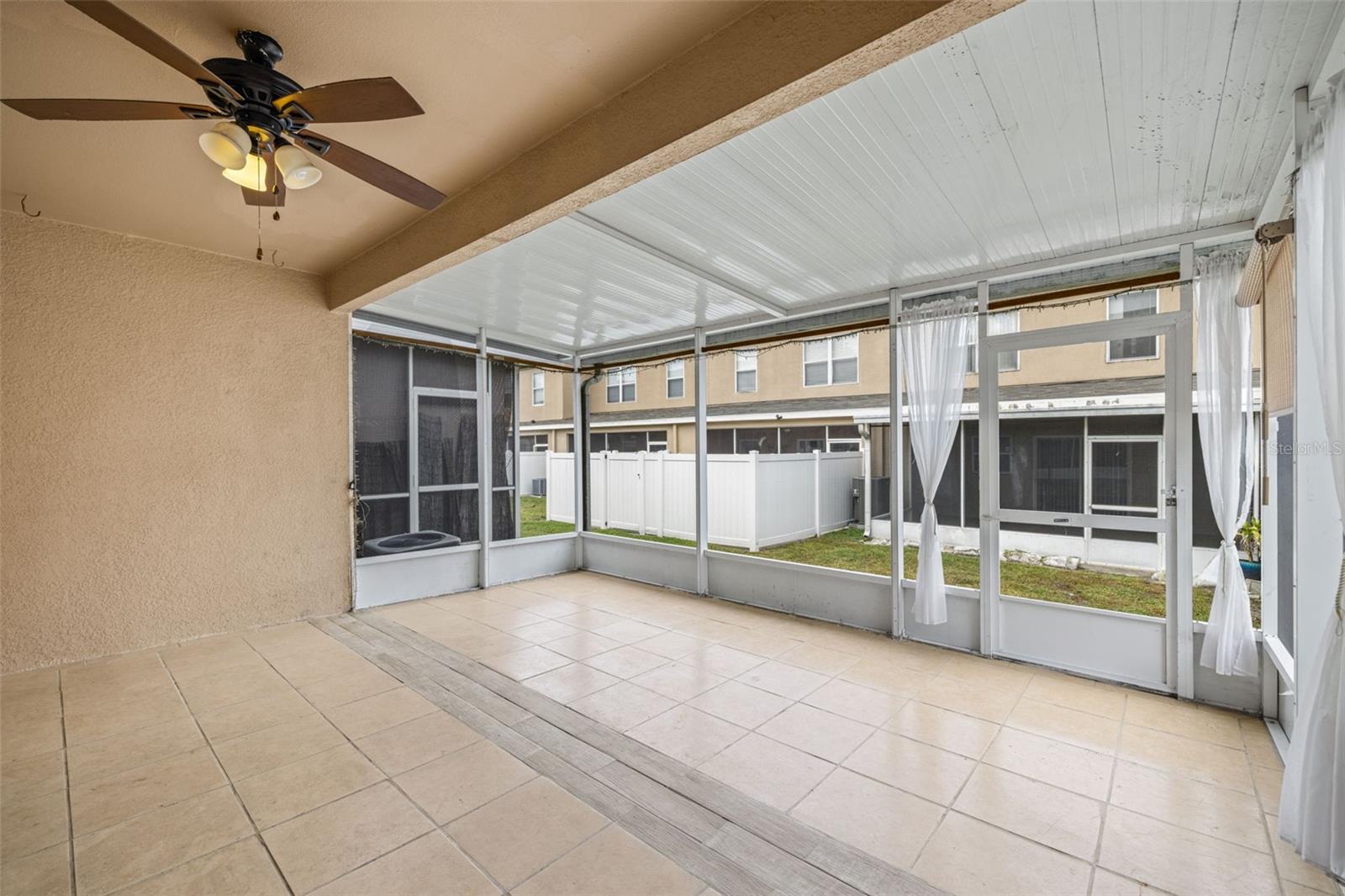 Image 15 of 30 For 30153 Wellesley Way