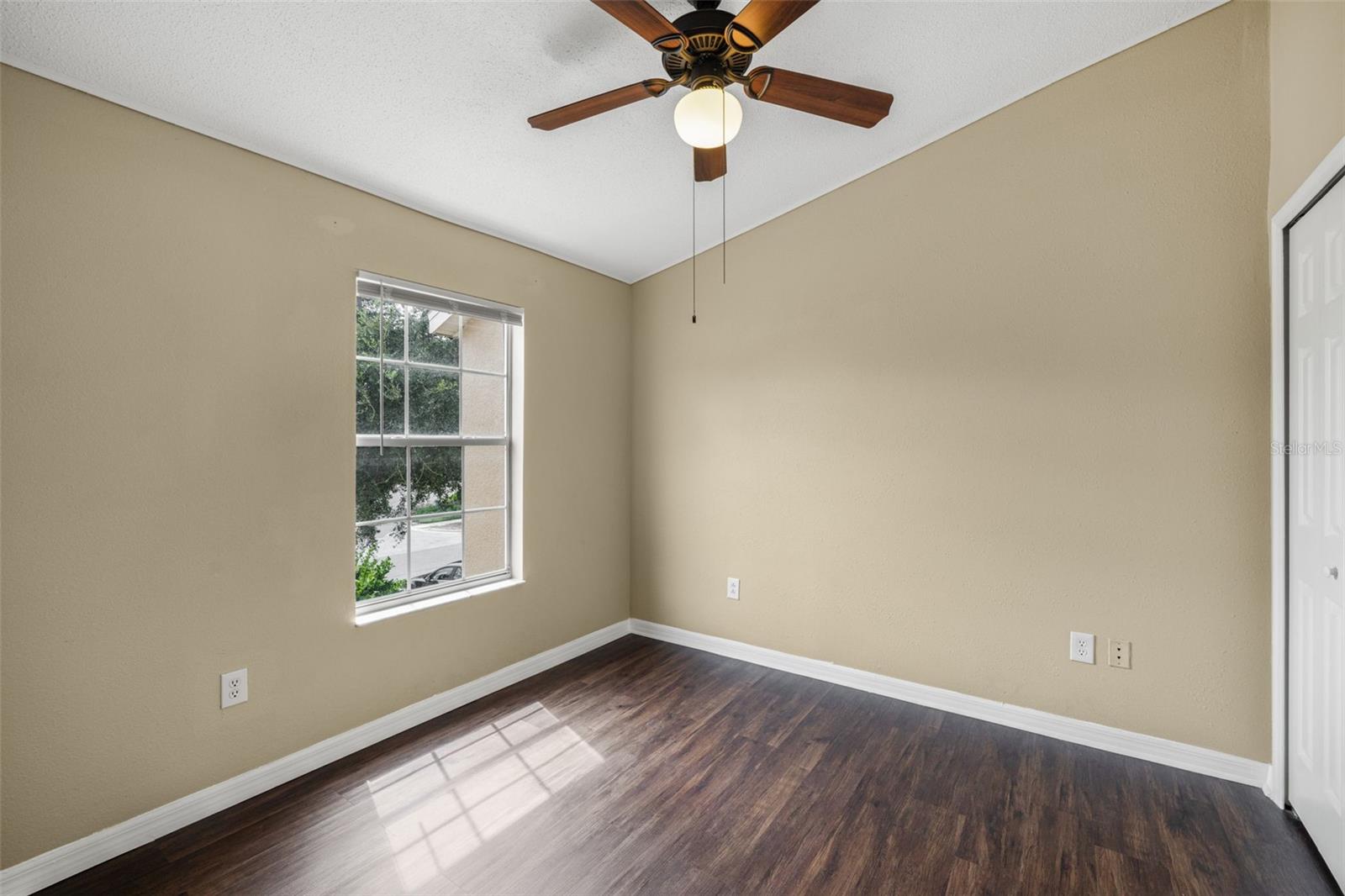 Image 22 of 30 For 30153 Wellesley Way