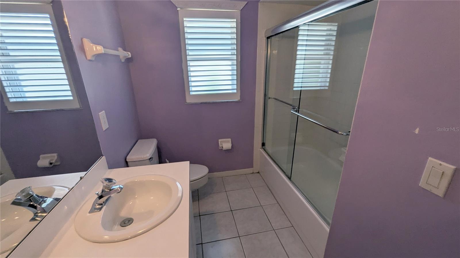 Image 17 of 41 For 5715 Paul Bryant Drive