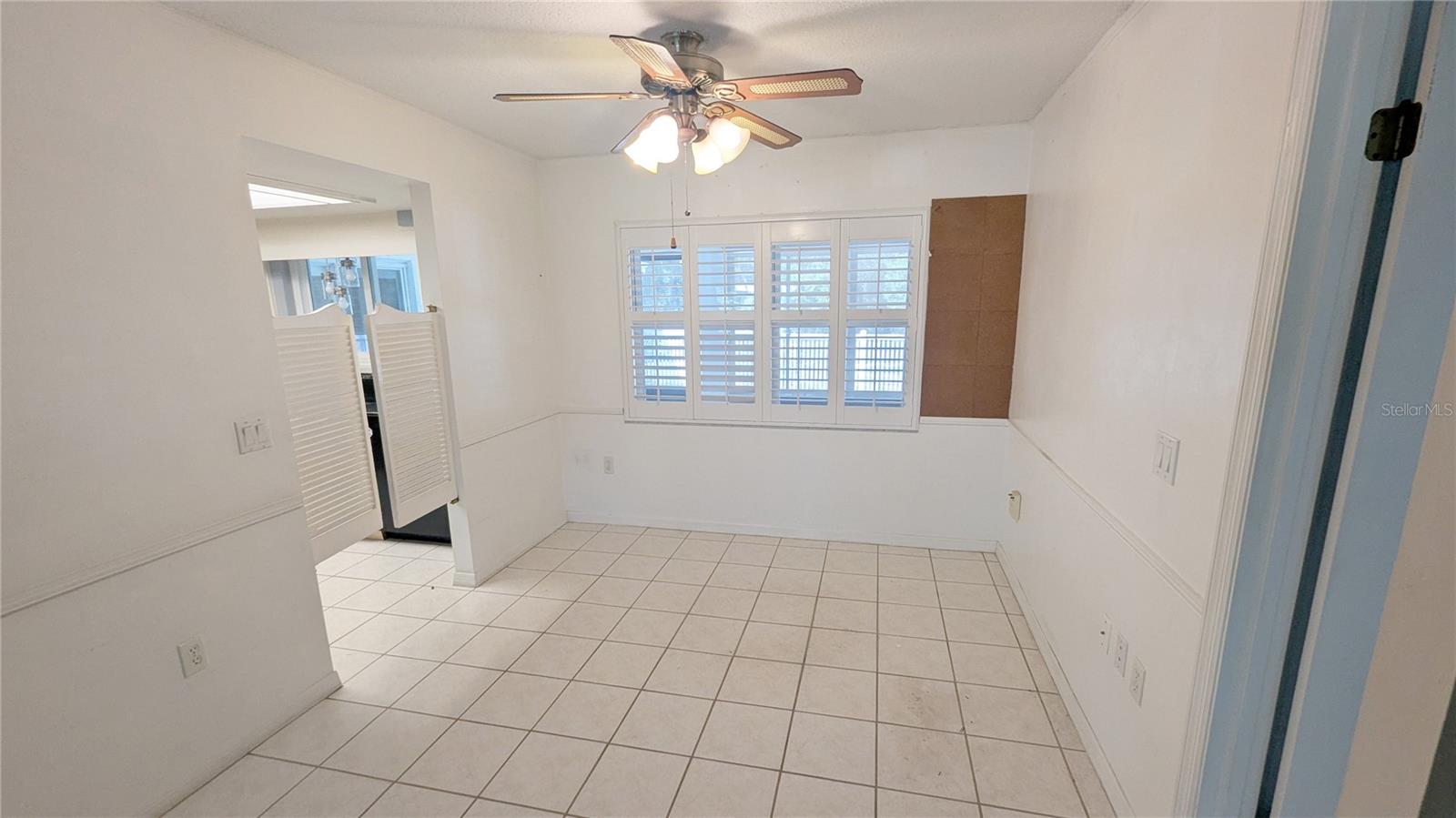 Image 8 of 41 For 5715 Paul Bryant Drive
