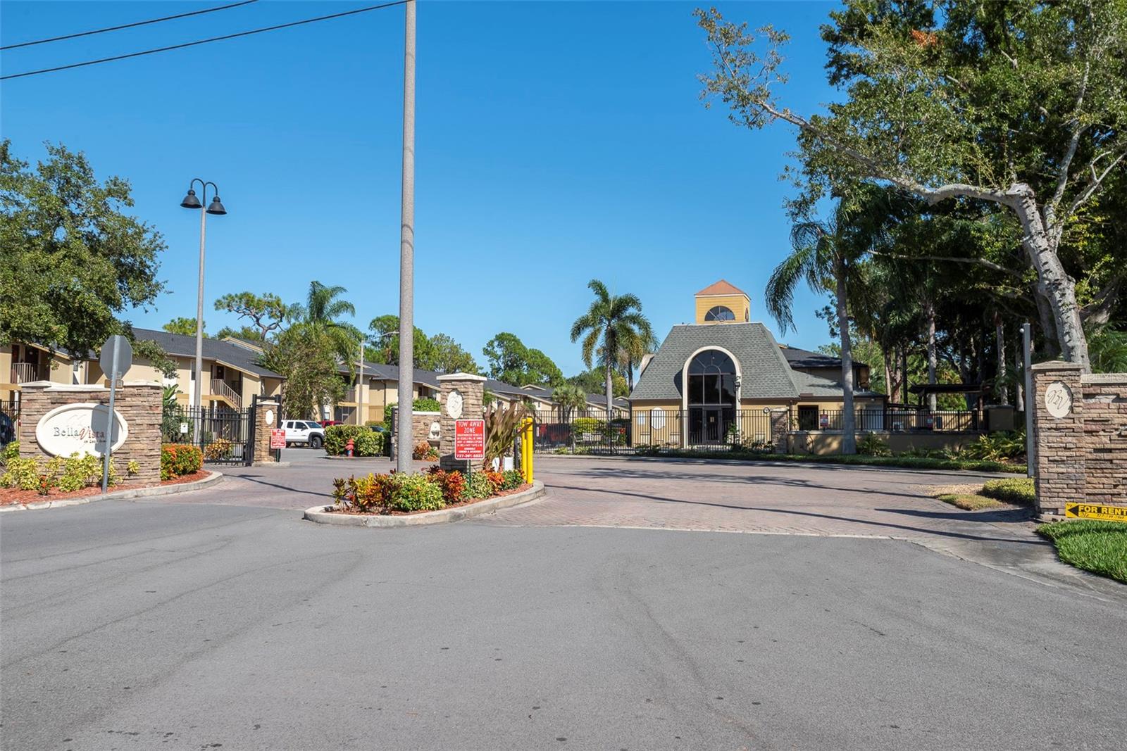 Image 26 of 27 For 10160 Sailwinds Boulevard S 104