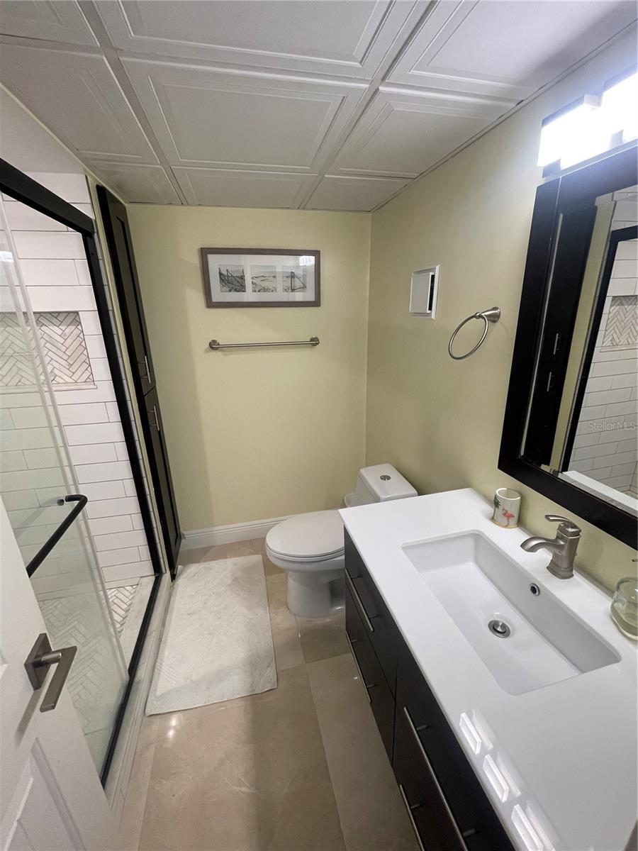 Image 11 of 15 For 1270 Gulf Boulevard 406