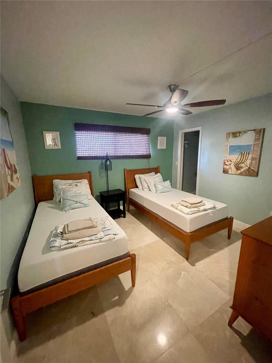 Image 12 of 15 For 1270 Gulf Boulevard 406
