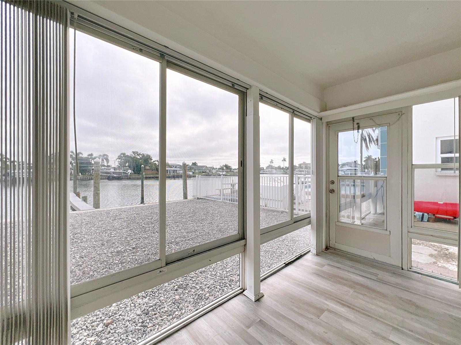Image 17 of 23 For 11705 3rd Street E 4