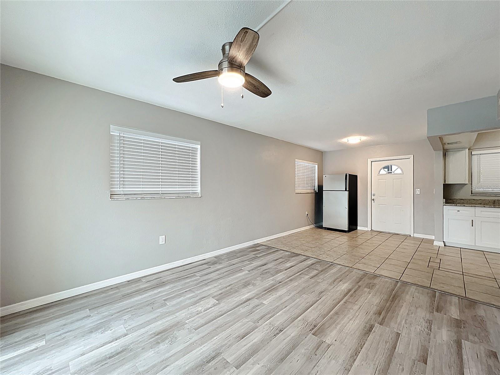 Image 6 of 23 For 11705 3rd Street E 4