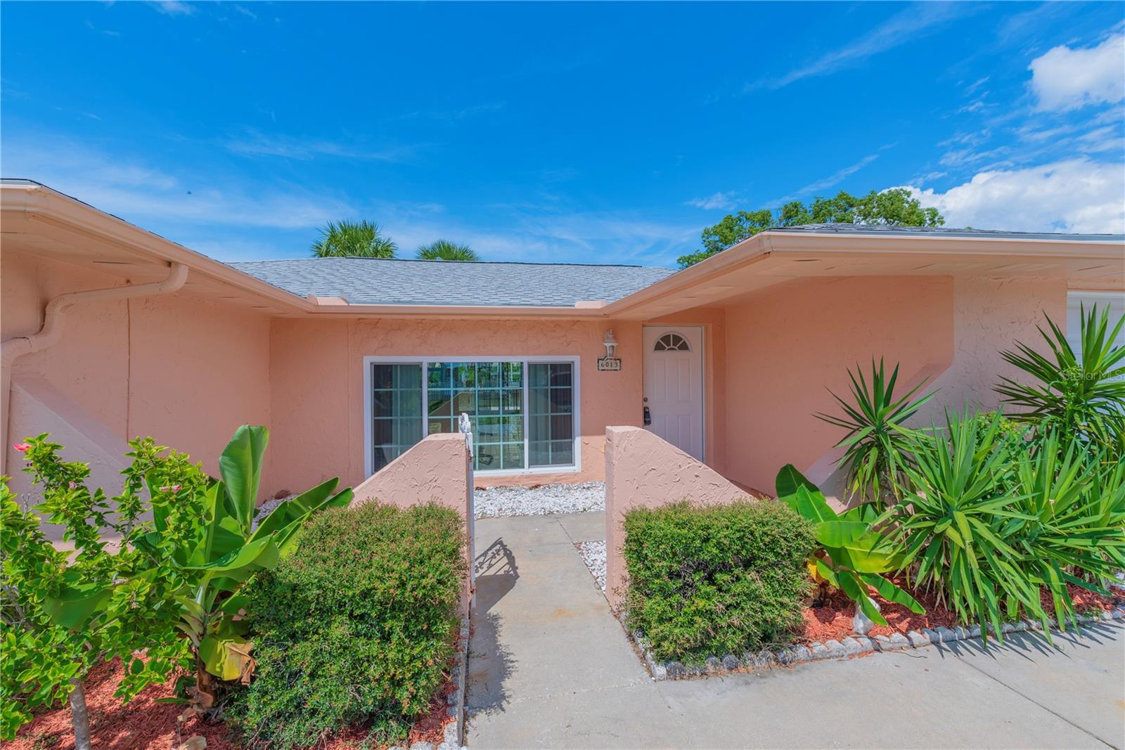 Image 3 of 44 For 6013 Beverly Drive