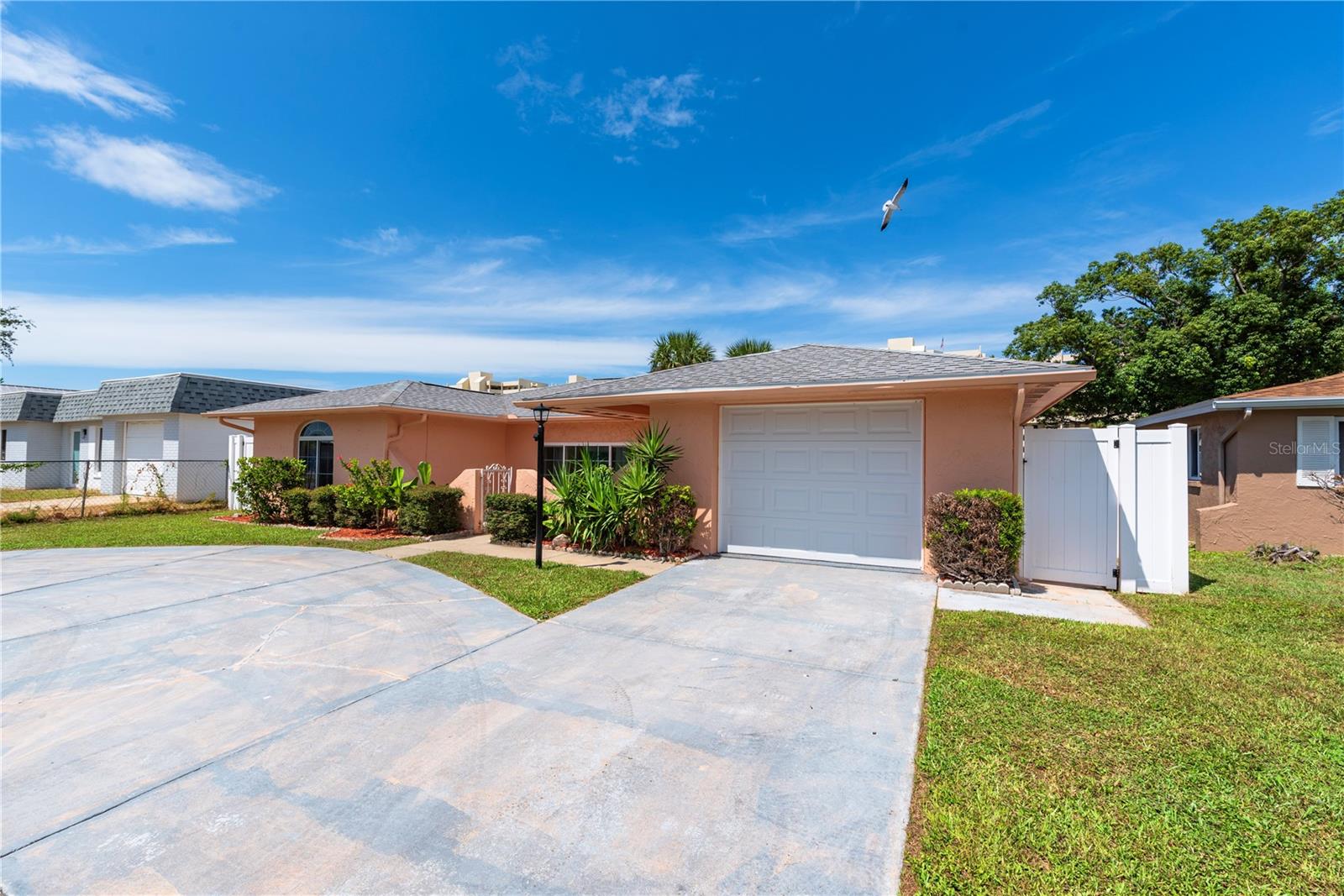 Image 41 of 44 For 6013 Beverly Drive
