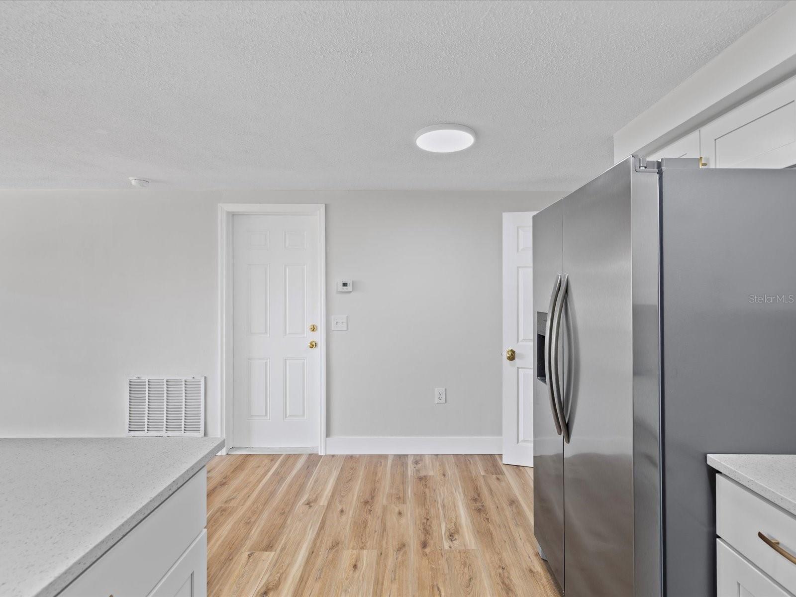 Image 13 of 36 For 7405 Country Club Drive