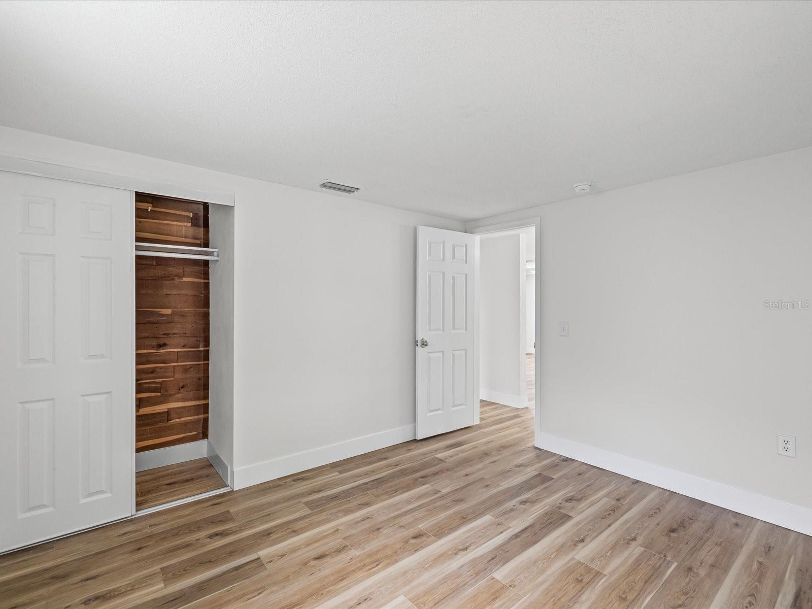 Image 18 of 36 For 7405 Country Club Drive