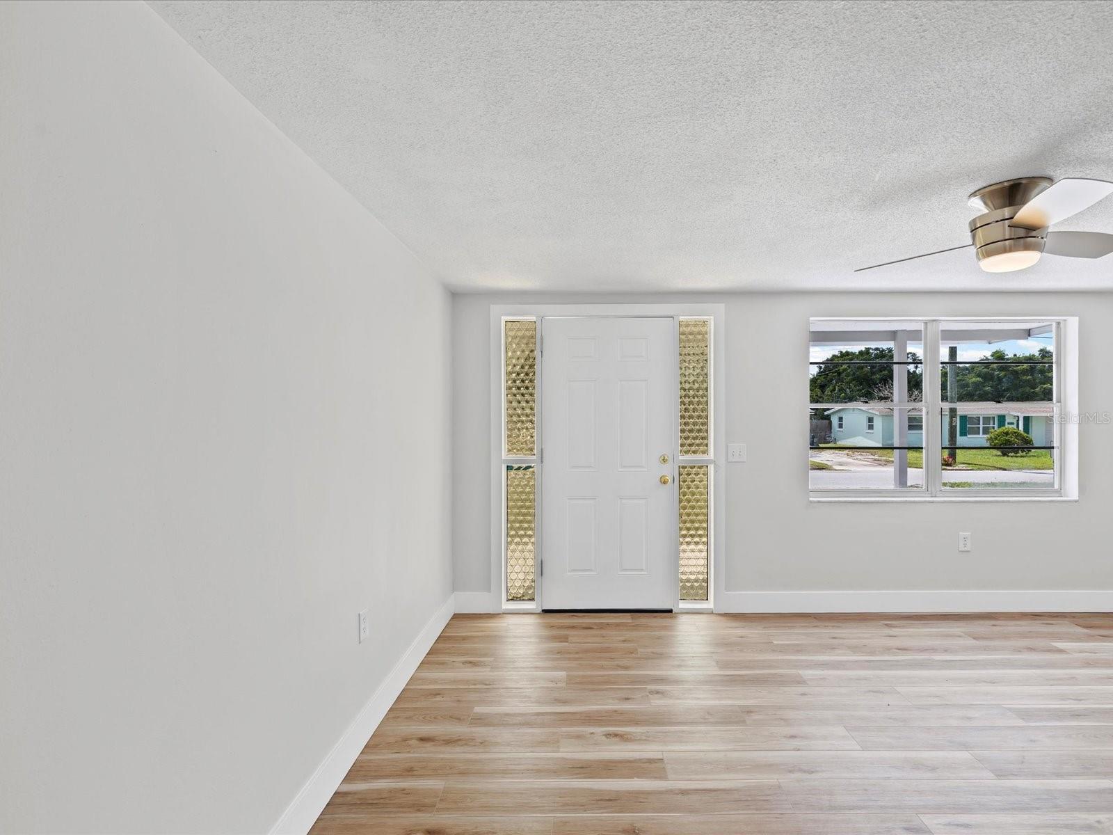 Image 5 of 36 For 7405 Country Club Drive