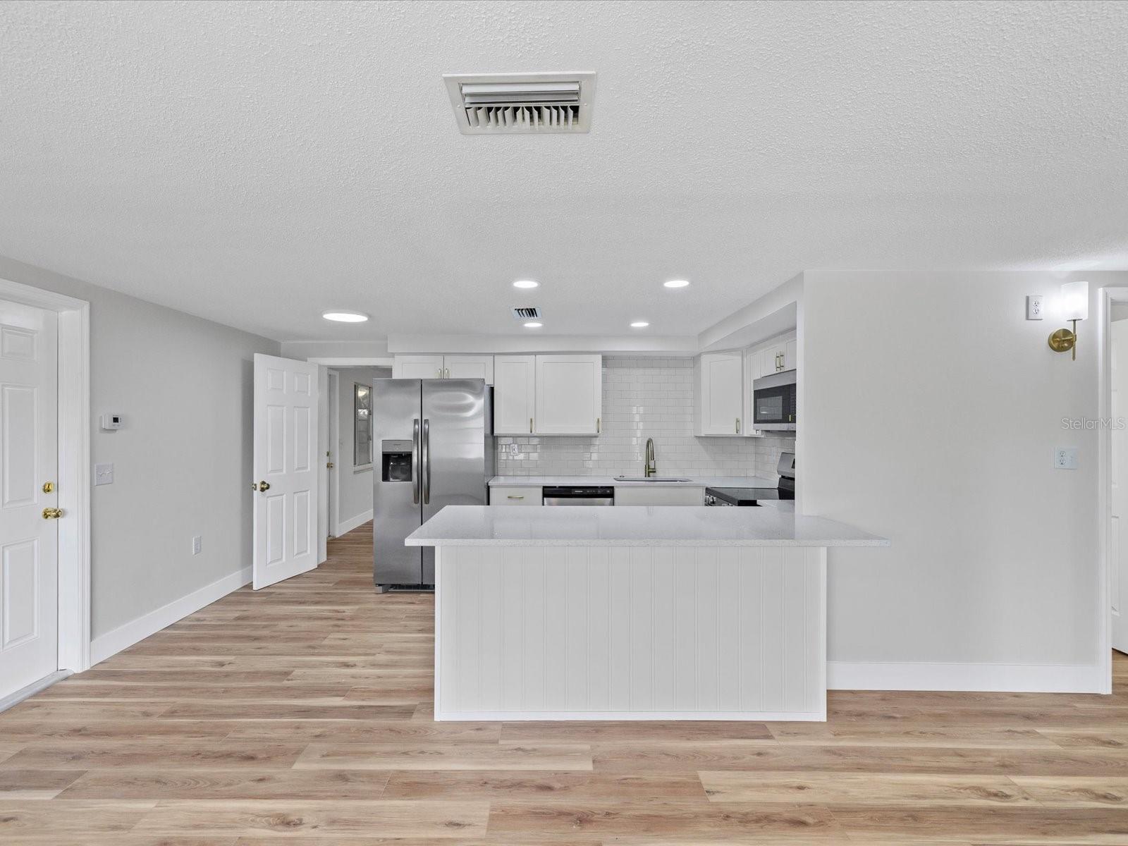 Image 9 of 36 For 7405 Country Club Drive