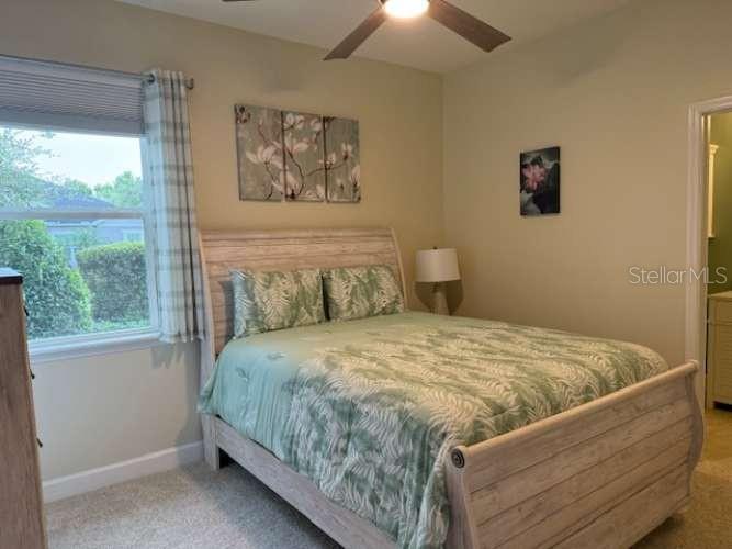 Listing photo id 12 for 3638 Arboretum Place
