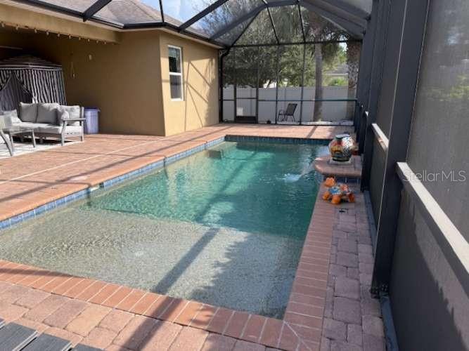 Listing photo id 15 for 3638 Arboretum Place