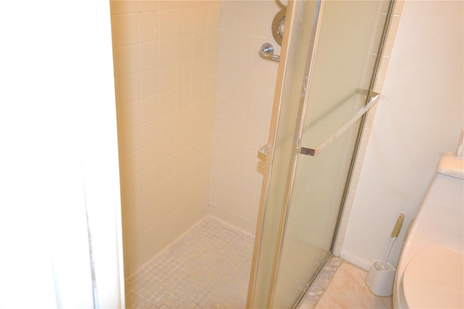 Image 17 of 40 For 7331 Greystone Drive