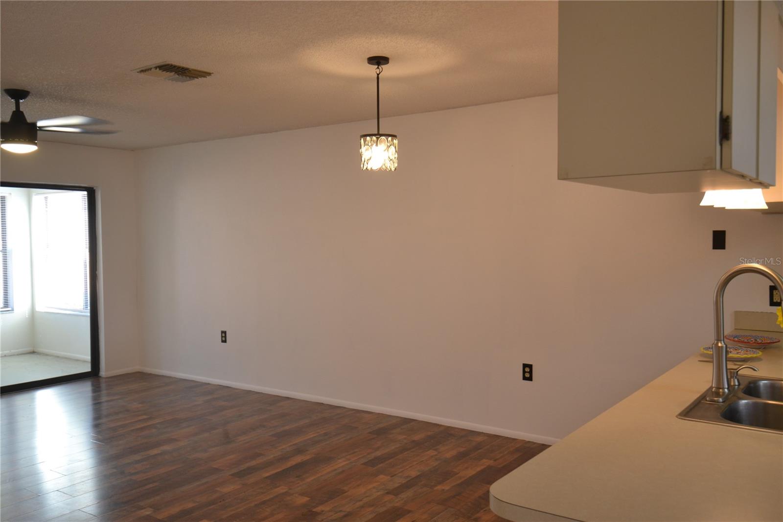 Image 18 of 40 For 7331 Greystone Drive