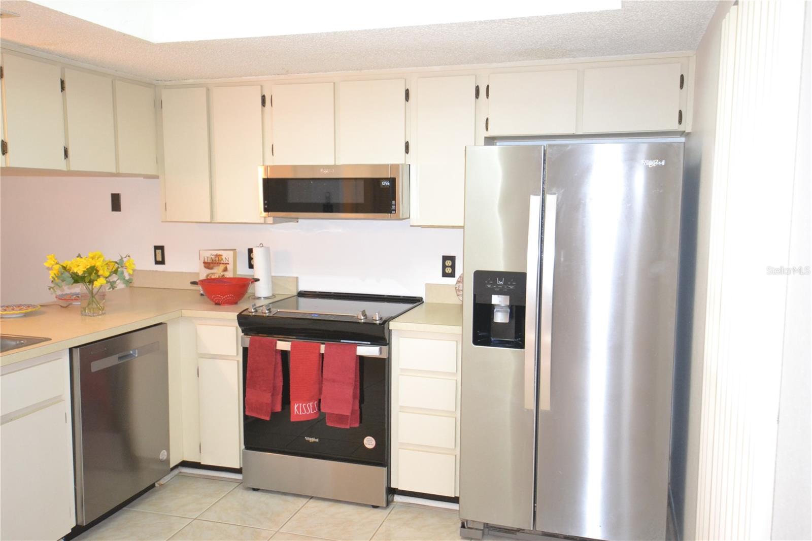 Image 3 of 40 For 7331 Greystone Drive