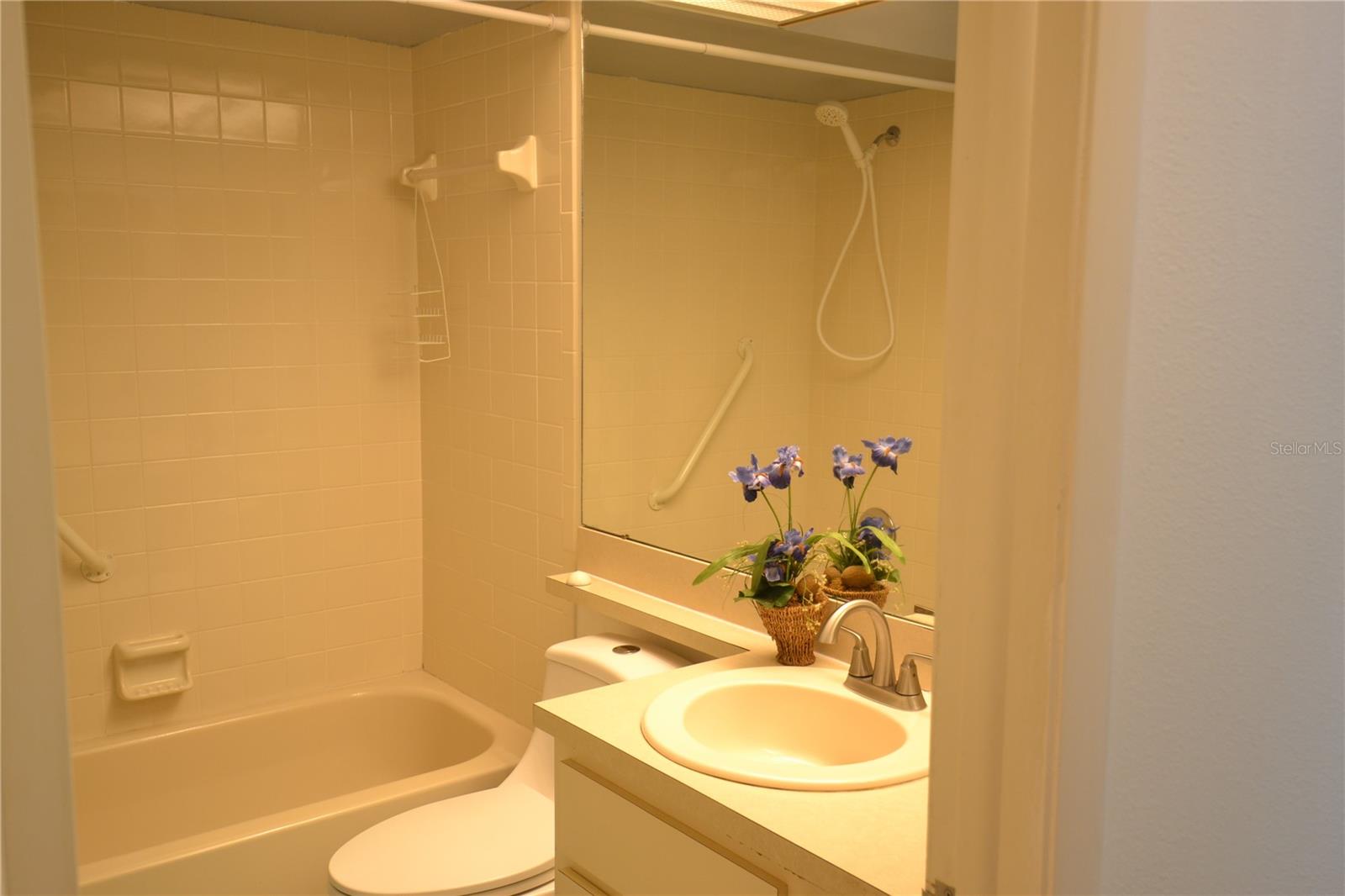 Image 7 of 40 For 7331 Greystone Drive