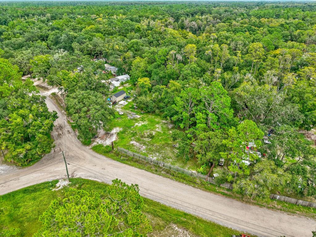 Image 15 of 18 For Countryland Drive