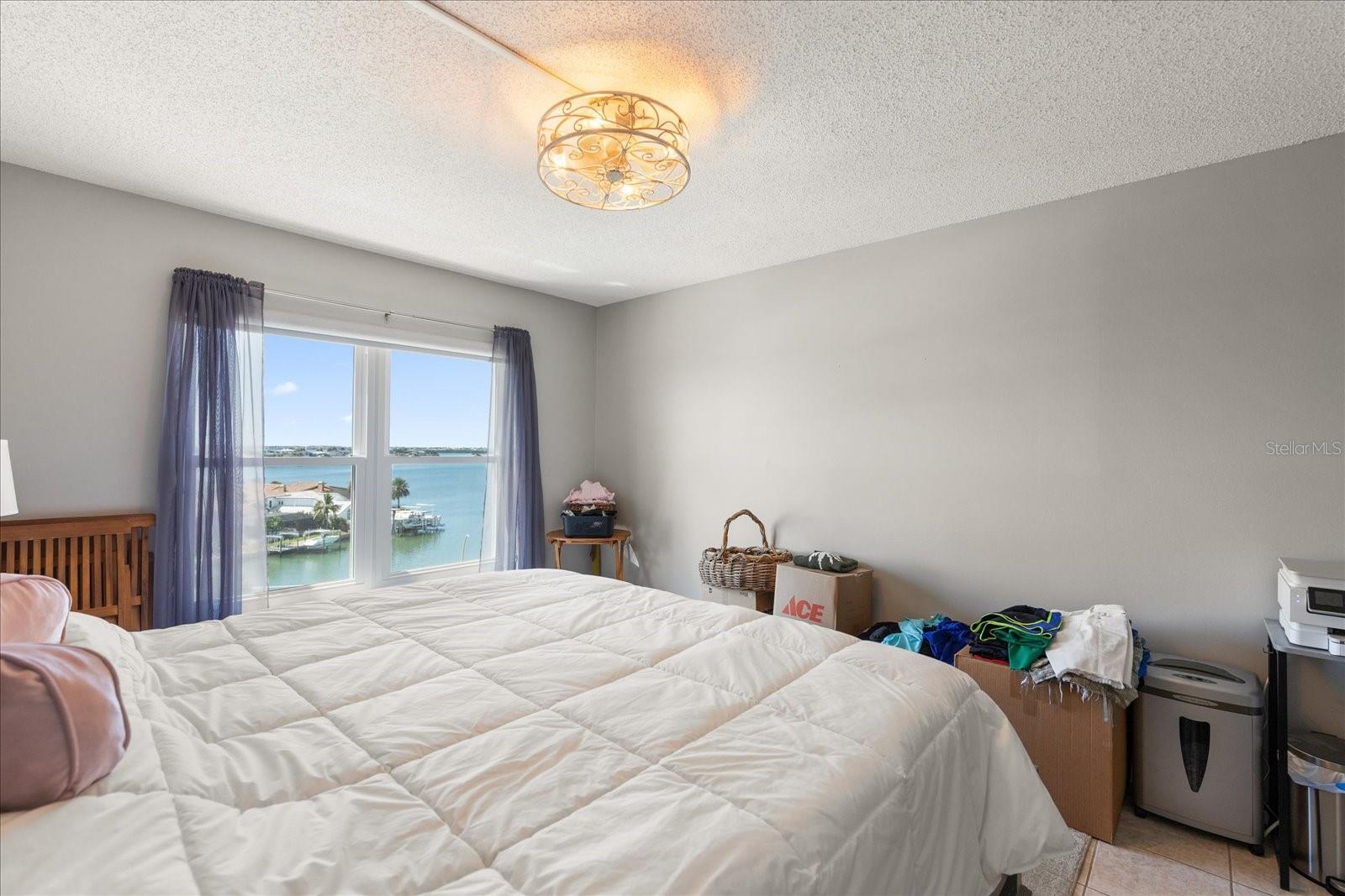 Image 24 of 36 For 4900 Brittany Drive S 706