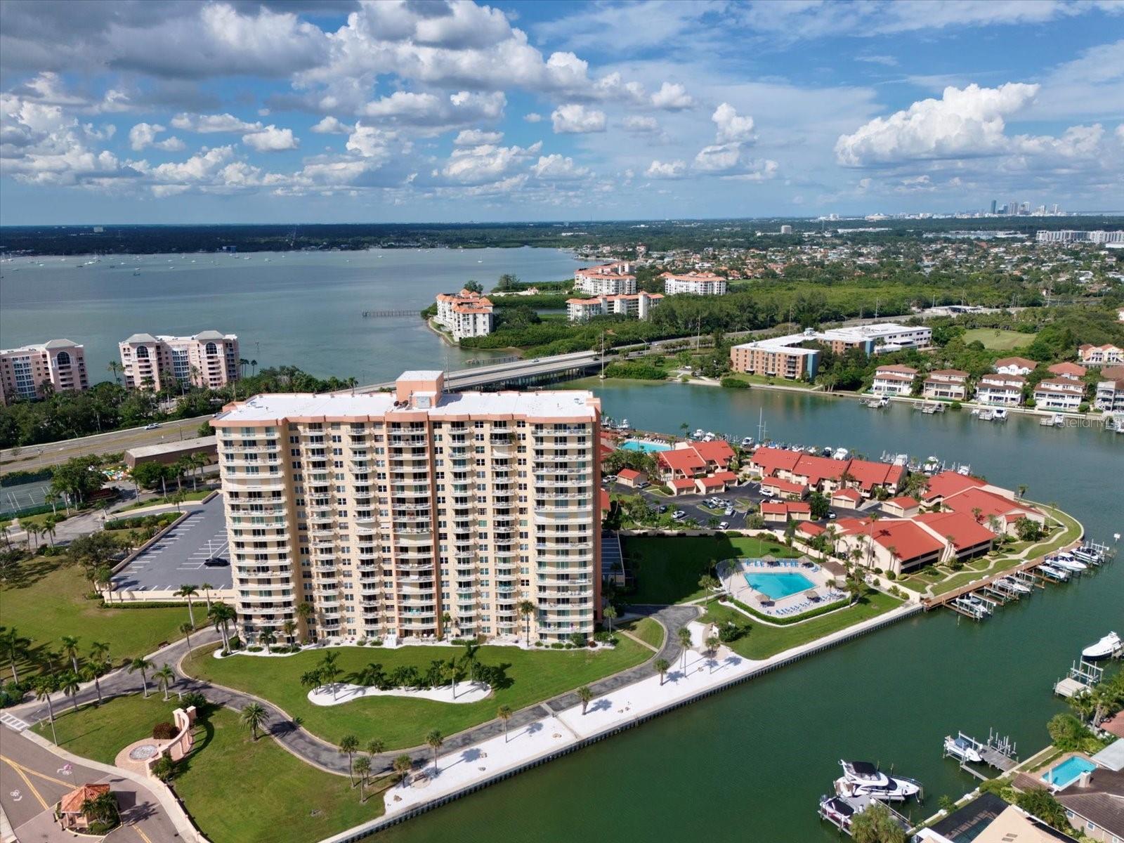 Image 34 of 36 For 4900 Brittany Drive S 706