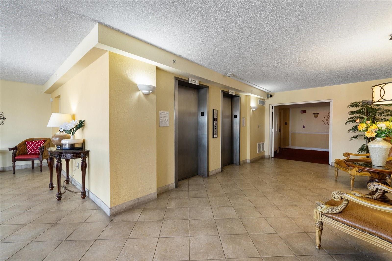 Image 4 of 36 For 4900 Brittany Drive S 706