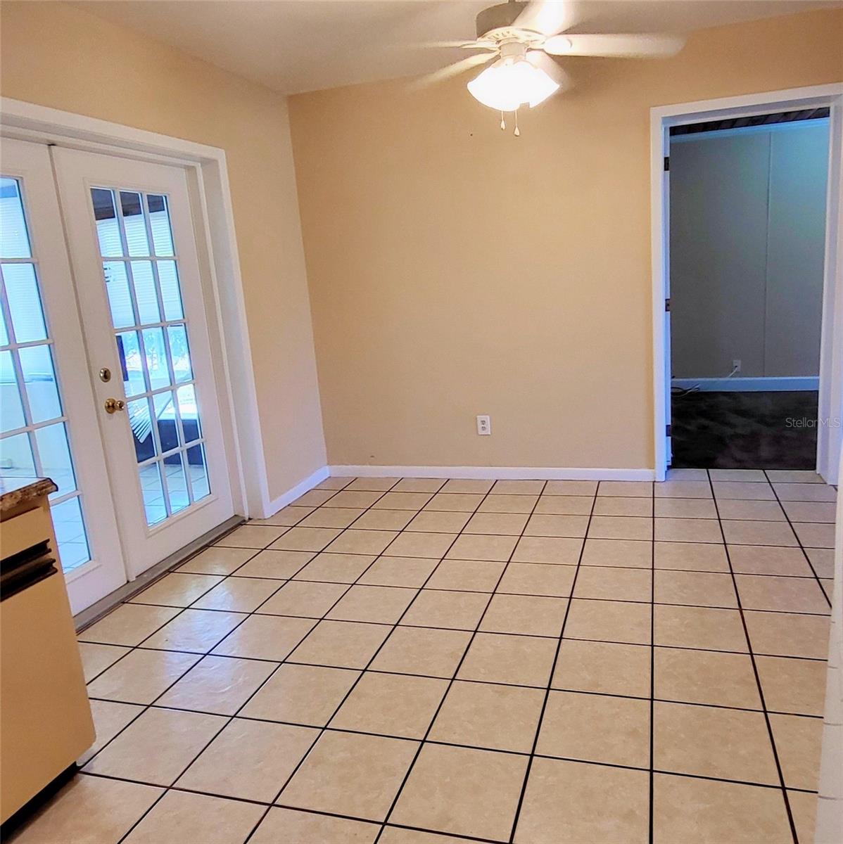 Image 4 of 14 For 7809 Lakeside Boulevard