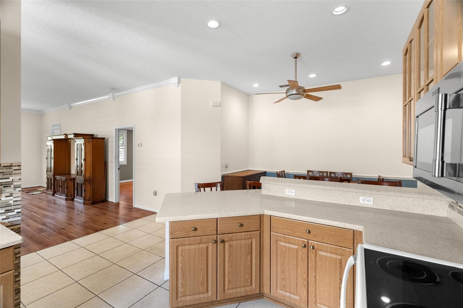 Image 15 of 43 For 2538 Evershot Drive