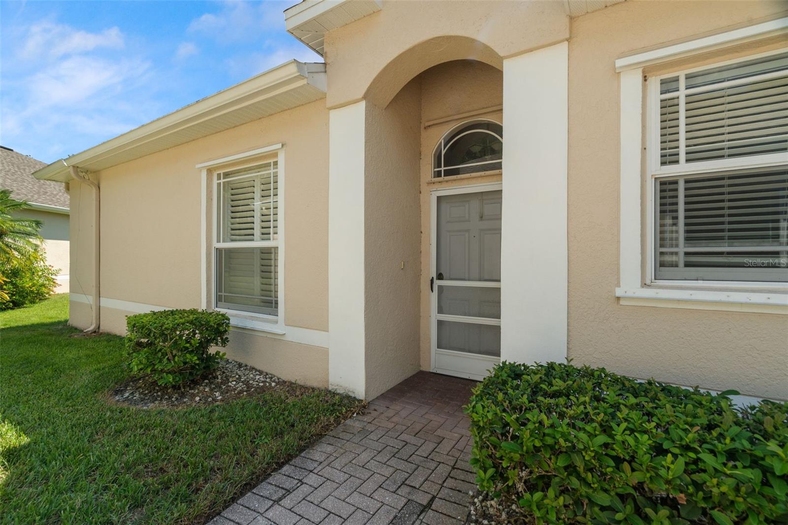 Image 4 of 43 For 2538 Evershot Drive
