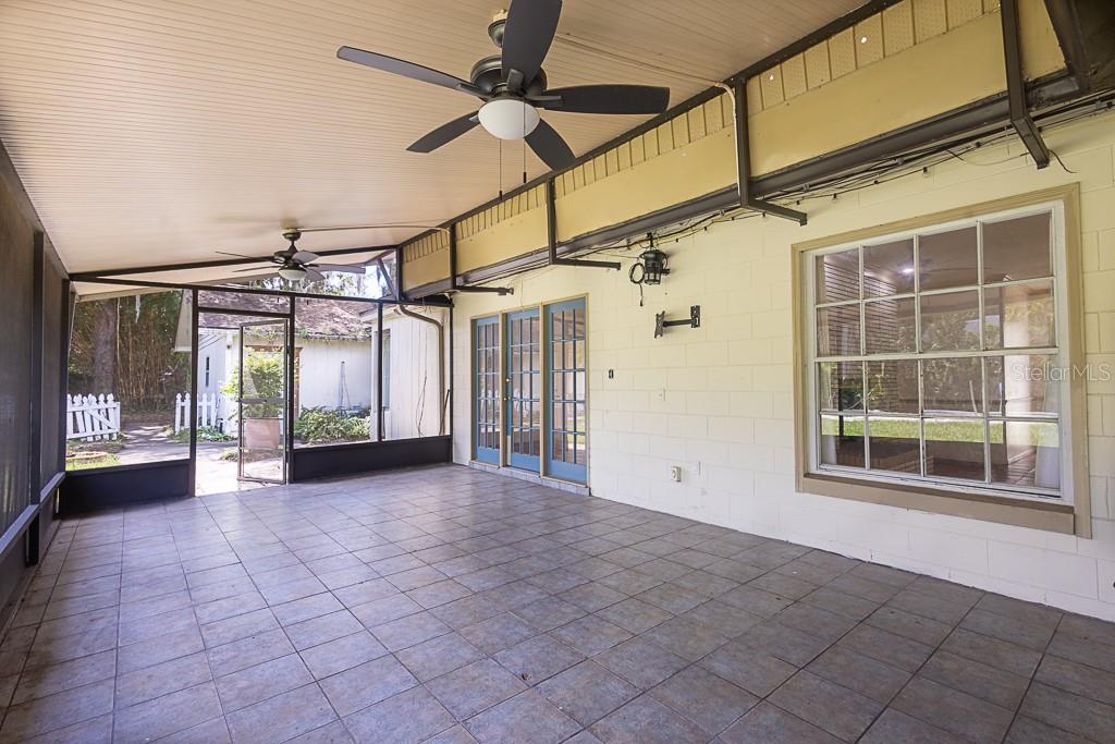 Image 65 of 70 For 107 Palm Springs Drive