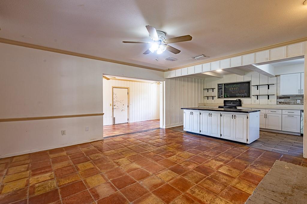 Image 8 of 70 For 107 Palm Springs Drive