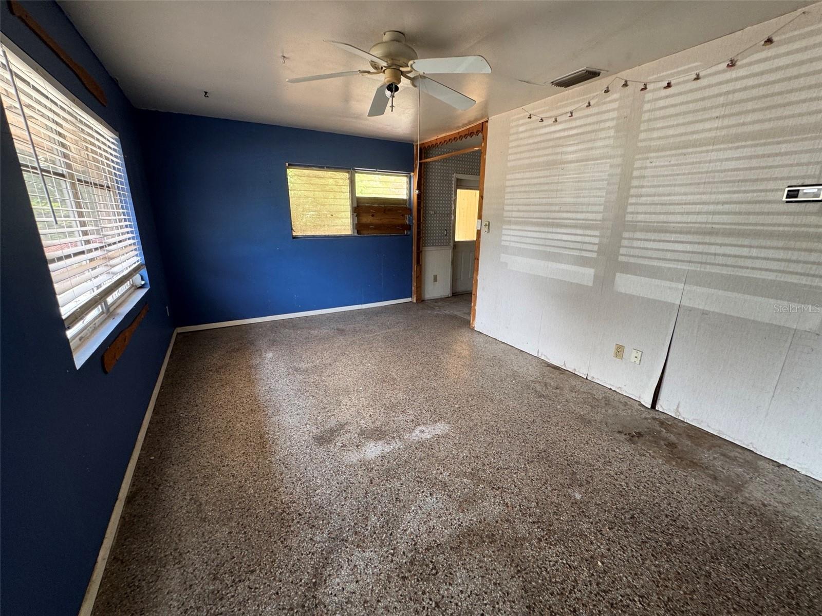 Image 11 of 29 For 6783 78th Avenue N